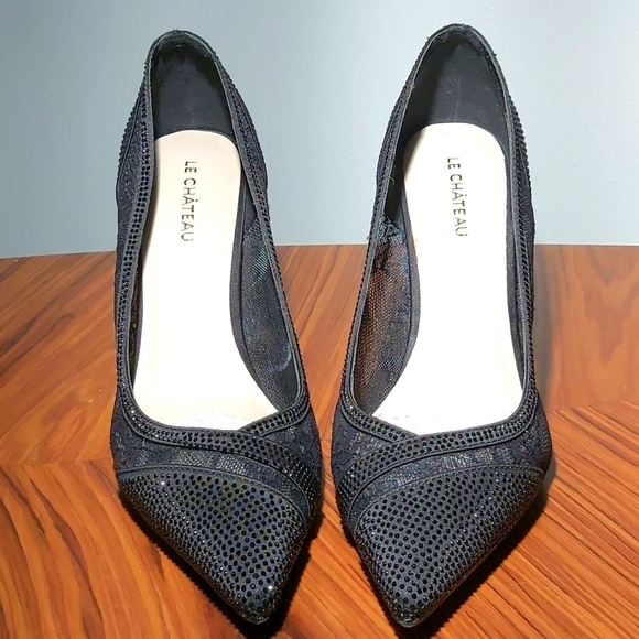 Heels - Picture 2 of 3